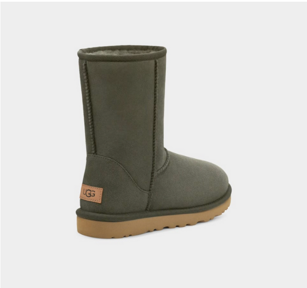 UGG Klassische Stiefel II kurz